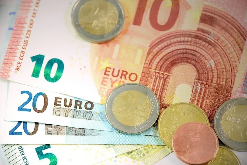 Online-Shop mit verschiedenen Zahlungsoptionen im Checkout