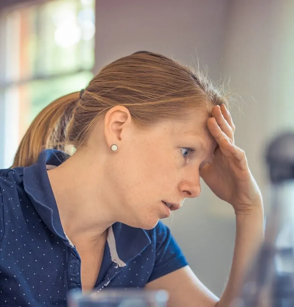 Handwerker bei der Arbeit – für Anrufe bleibt keine Zeit.